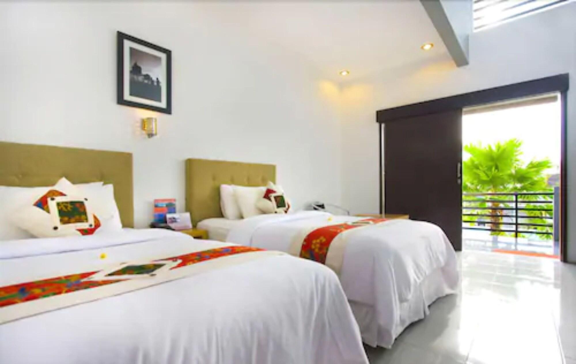 Hotel The Harmony Seminyak Esterno foto